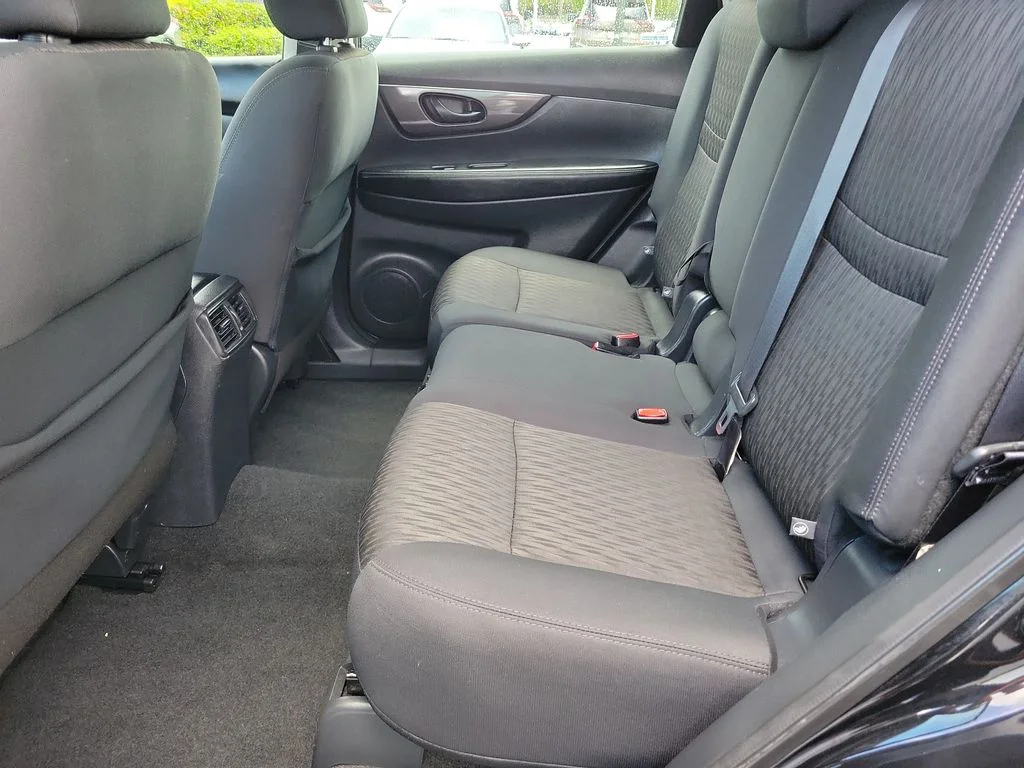 Used 2019 Black Nissan S image 12
