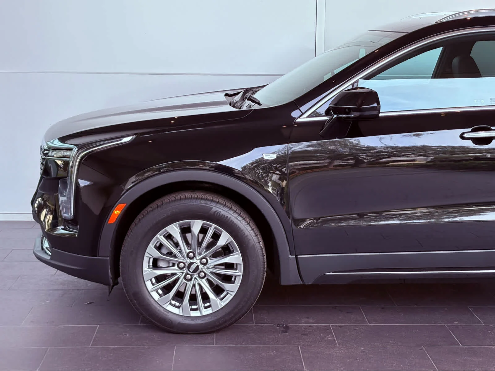 2024 Cadillac XT4 Premium Luxury - Photo 8
