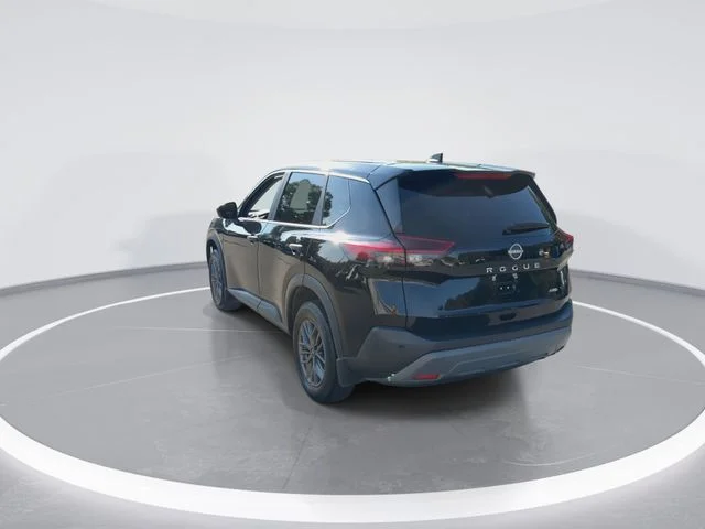 Used 2023 Black Nissan S image 7