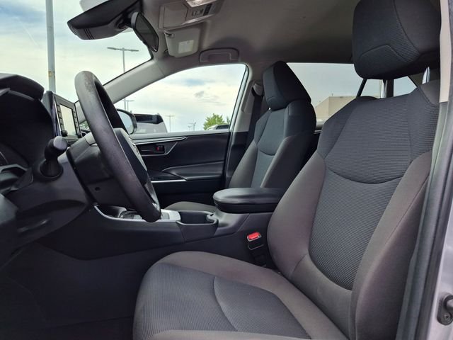 Used 2022 Silver Toyota LE image 15
