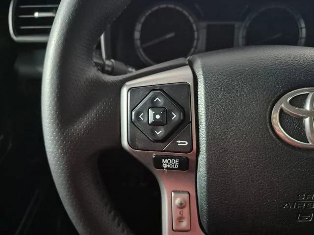 2018 Toyota 4Runner SR5 - Photo 19
