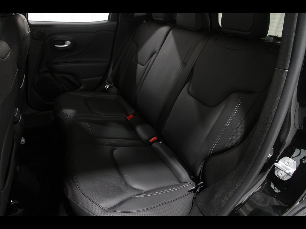 2023 Jeep Renegade Limited - Photo 19
