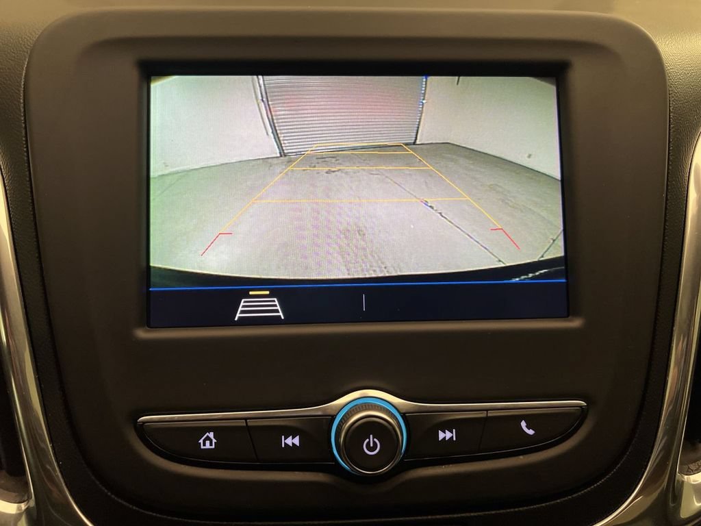 2020 Chevrolet Equinox LS - Photo 17