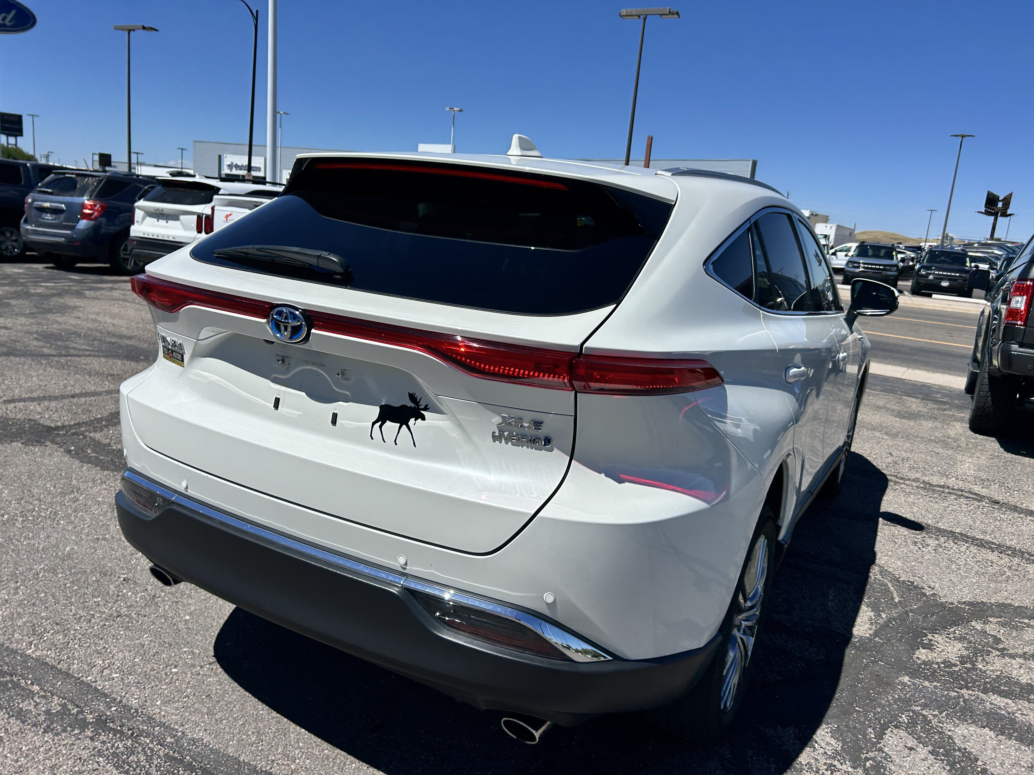 Used 2021 Blizzard Pearl Toyota LE image 5