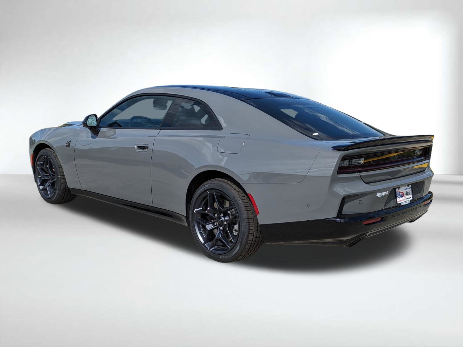 New 2026 Destroyer Gray Exterior Paint Dodge R/T Scat Pack image 6