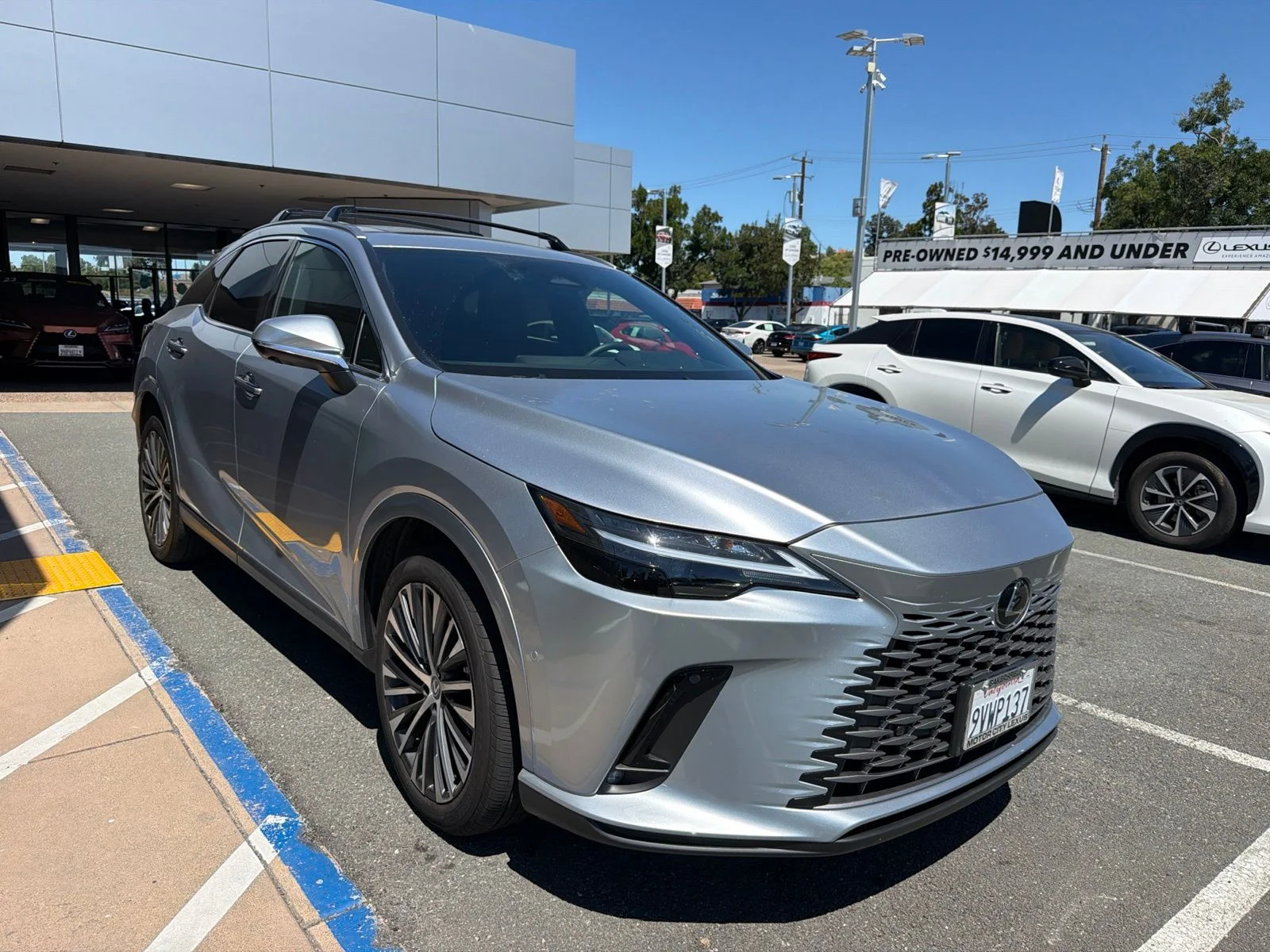 Used 2025 Iridium Lexus 350h Premium Plus image 1
