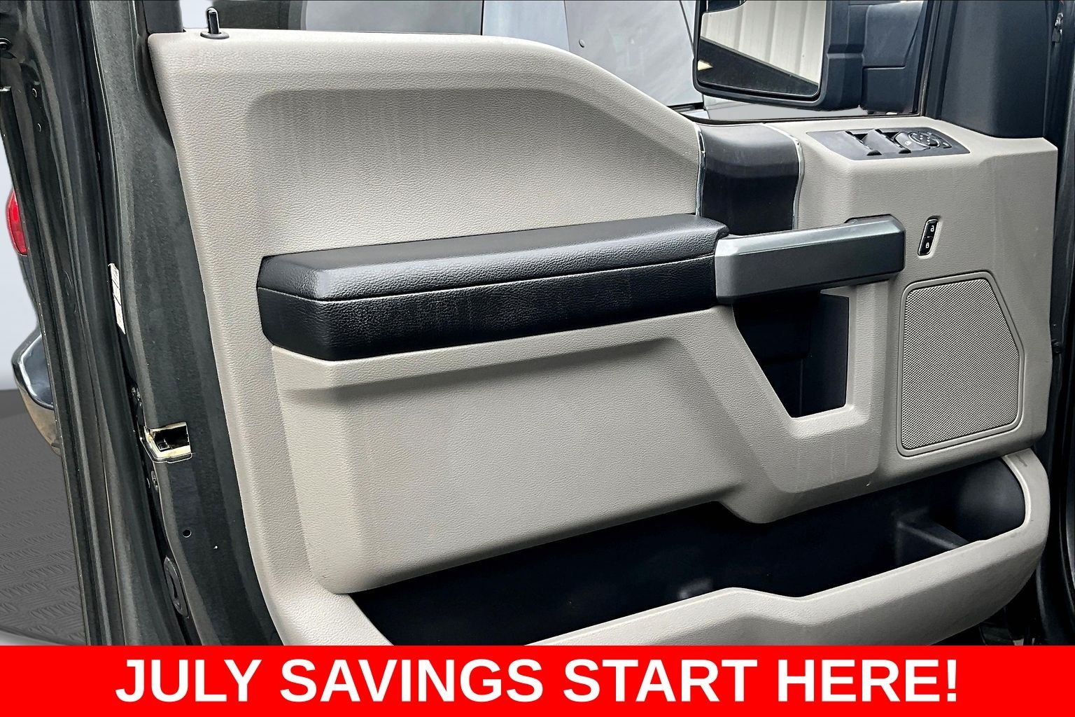 Used 2018 Gray Ford XLT image 26