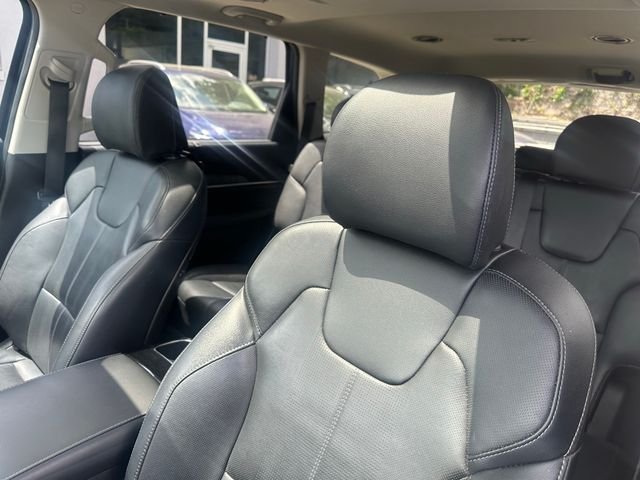 Used 2024 Black Kia EX image 13