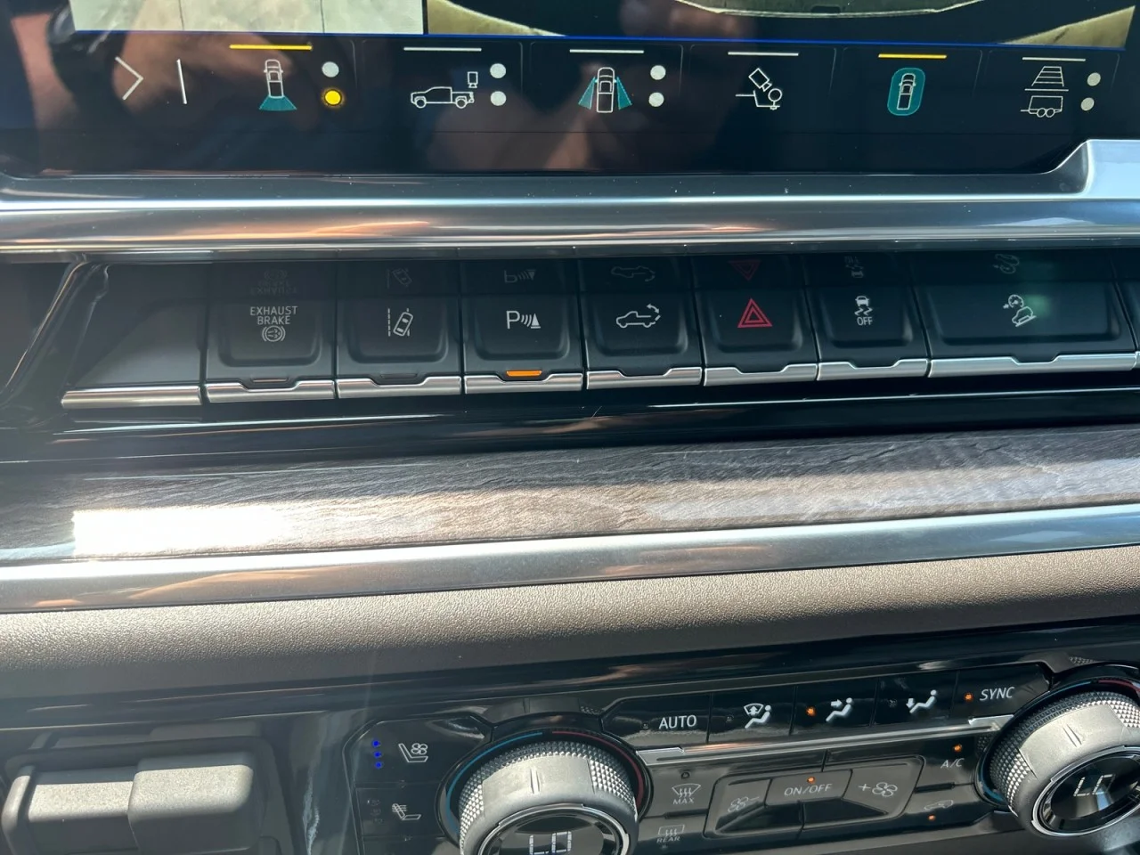 2026 Chevrolet Silverado 2500 HD LTZ - Photo 13