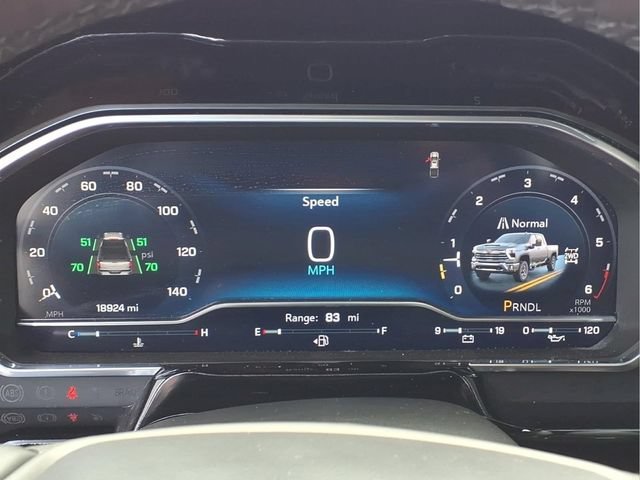 Used 2025 Summit White Chevrolet LT image 11