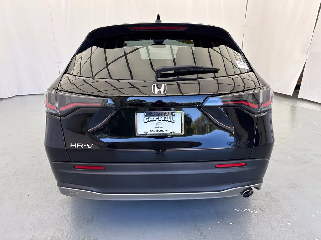 Used 2025 Black Honda Sport image 7