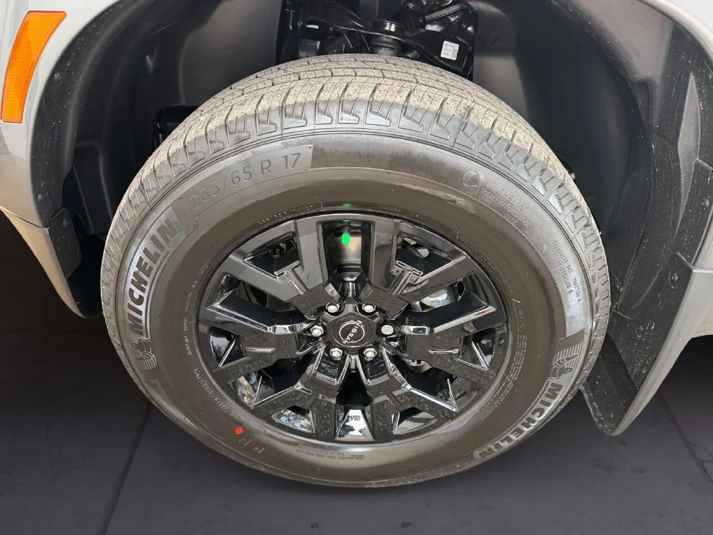 New 2027 Gray Nissan SV image 9