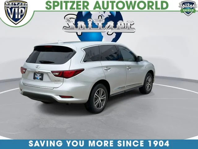 Used 2018 Silver INFINITI Base image 9