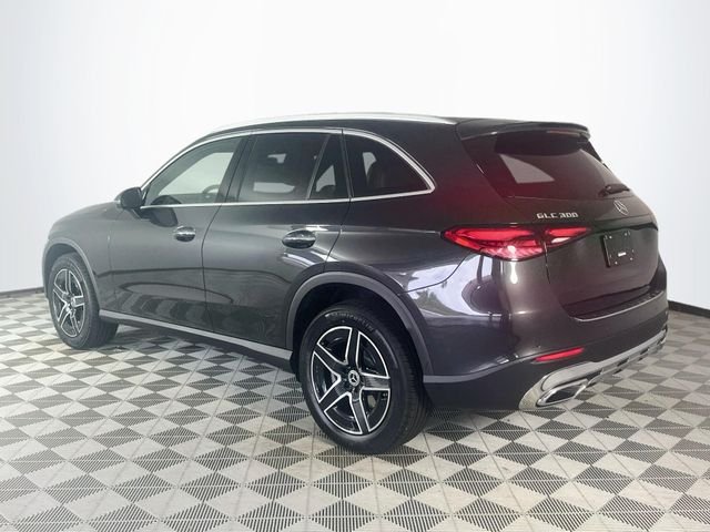 New 2026 Graphite Grey Metallic Mercedes-Benz GLC 300 image 5