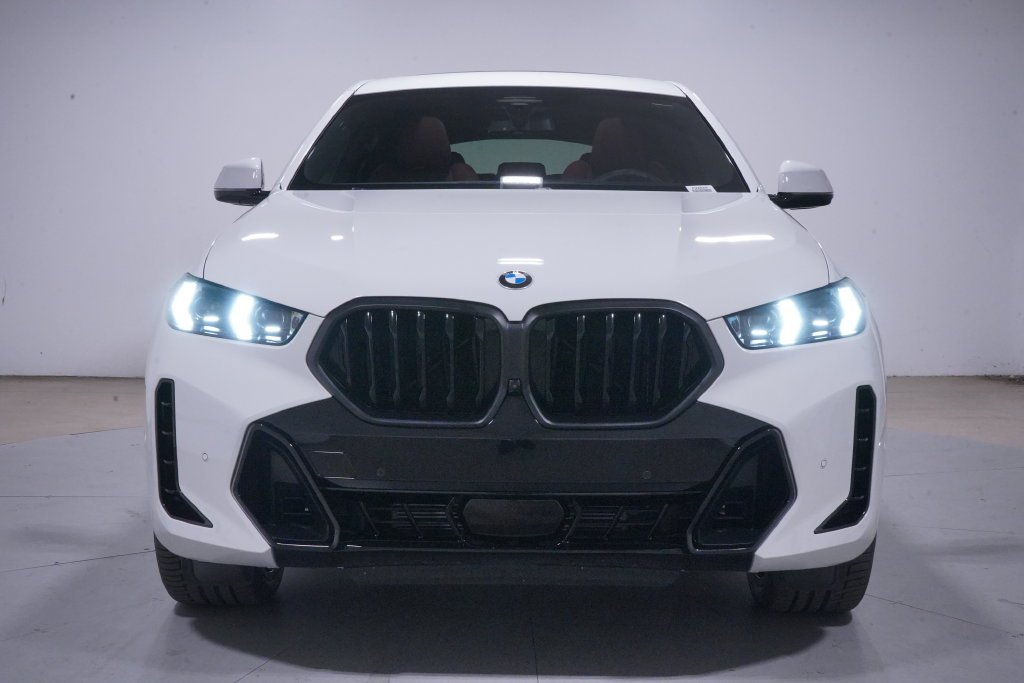 Certified Used 2024 Alpine White BMW xDrive40i image 4
