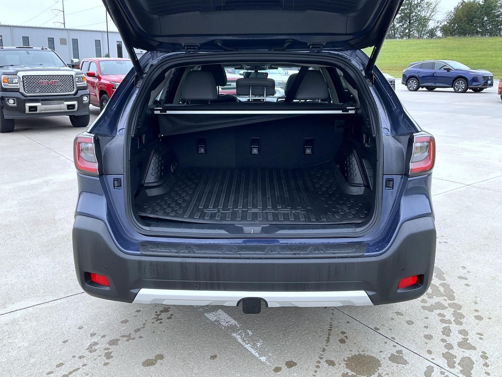 2023 Subaru Outback Limited - Photo 9