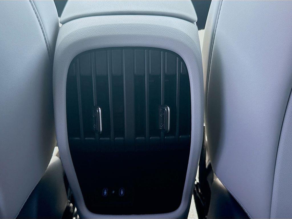 New 2026 Abyss Black Pearl Hyundai SEL Premium FWD image 17