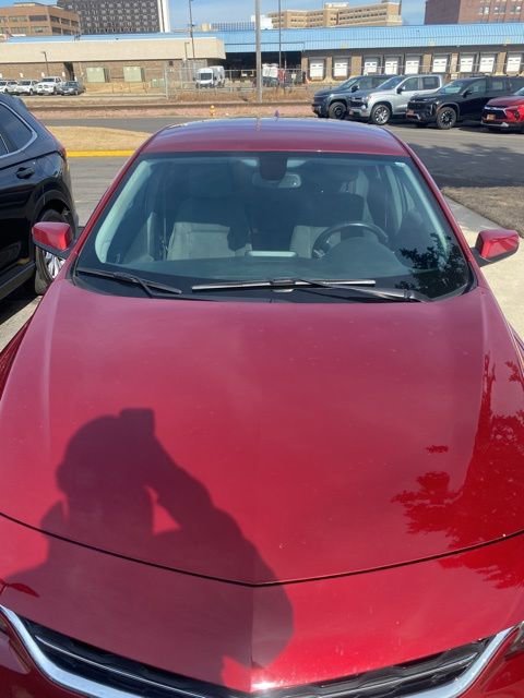 Used 2018 Chevrolet Malibu 1LT with VIN 1G1ZD5ST5JF257811 for sale in Sioux City, IA