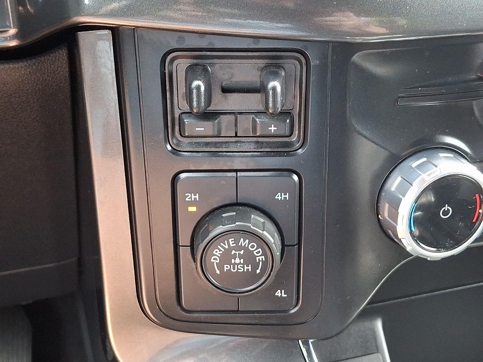 Certified Used 2023 Iconic Silver Ford XLT image 26