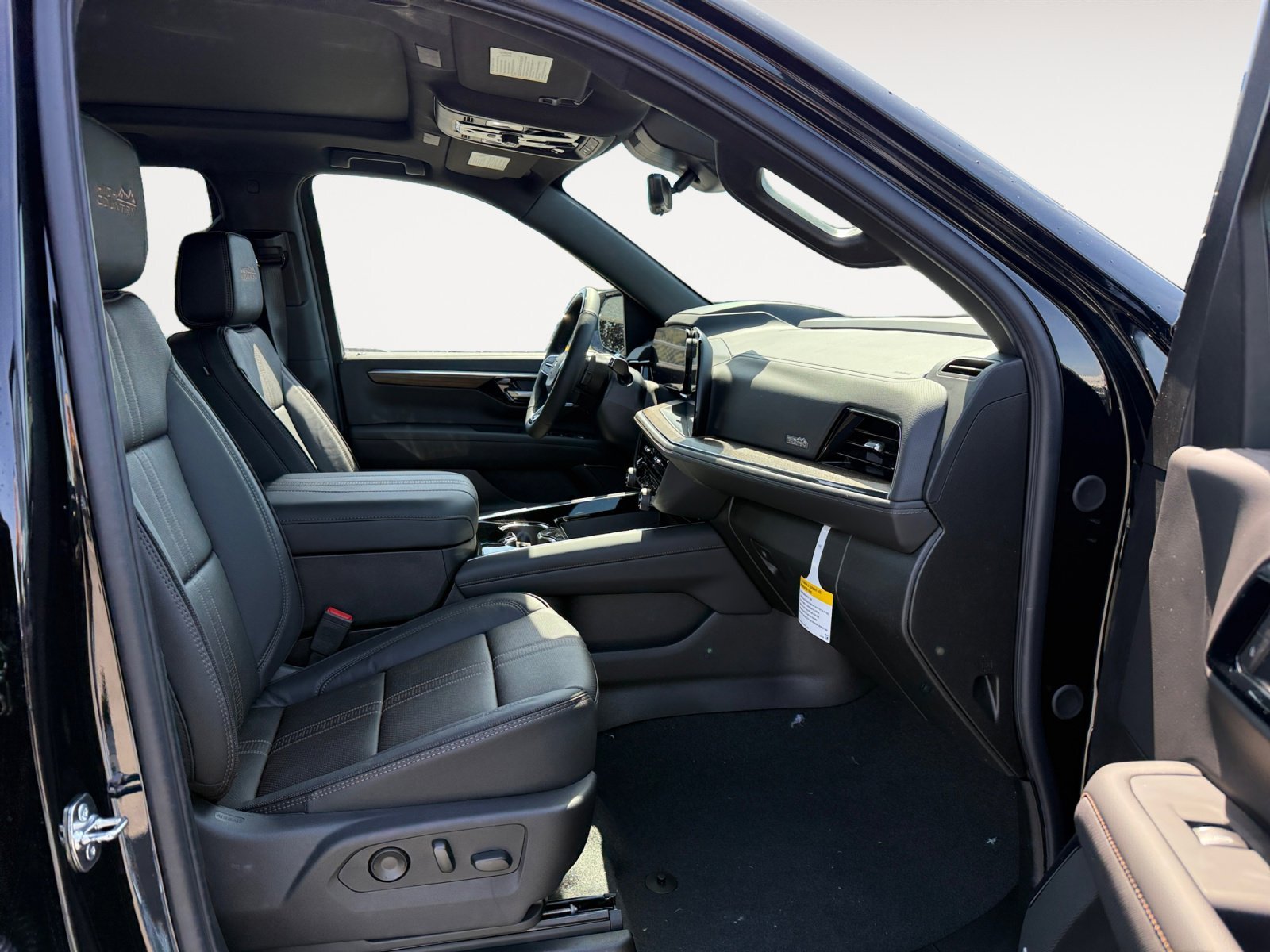 New 2026 Black Chevrolet High Country image 19