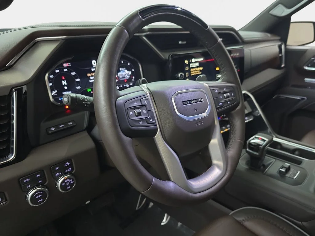 Used 2024 White GMC Denali image 18