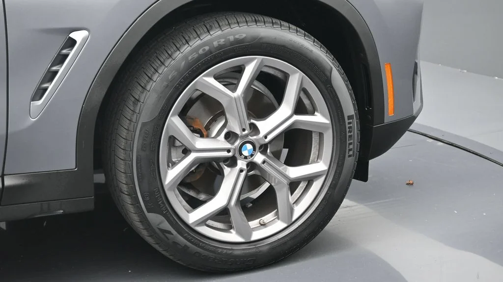 Certified Used 2023 Skyscraper Grey Metallic BMW sDrive30i image 6