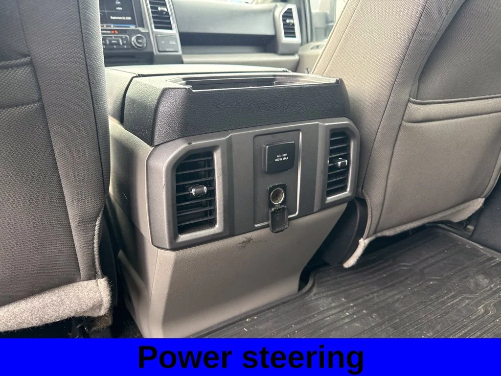 Used 2015 Silver Ford XLT image 7