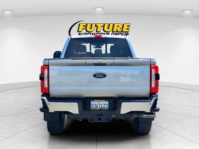 Used 2024 Silver Ford Lariat image 5