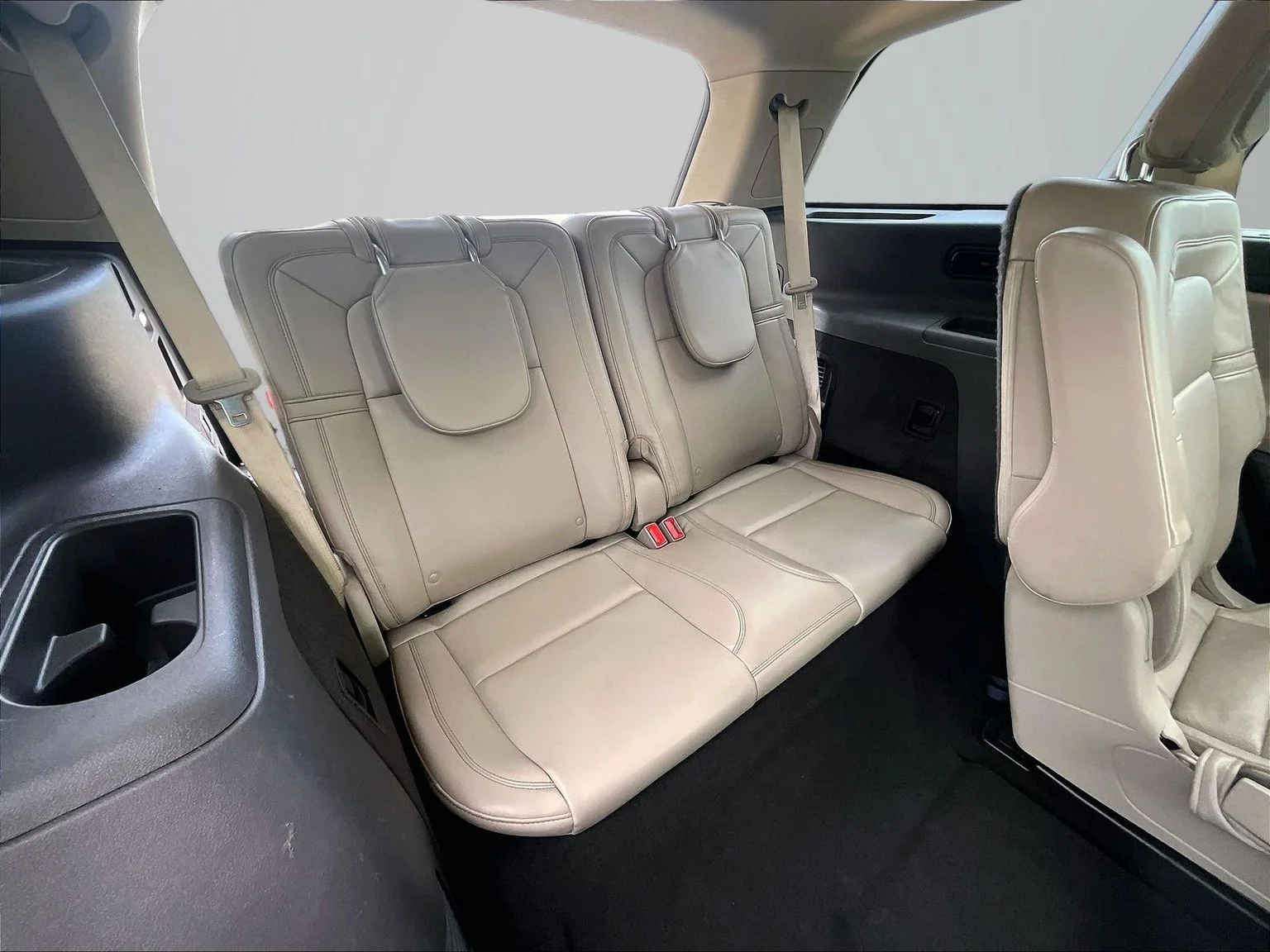 Used 2020 Beige Lincoln Reserve image 27