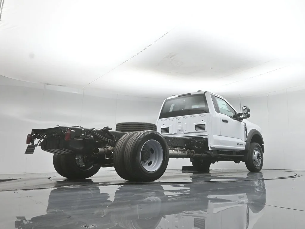 New 2026 Oxford White Ford XL image 37