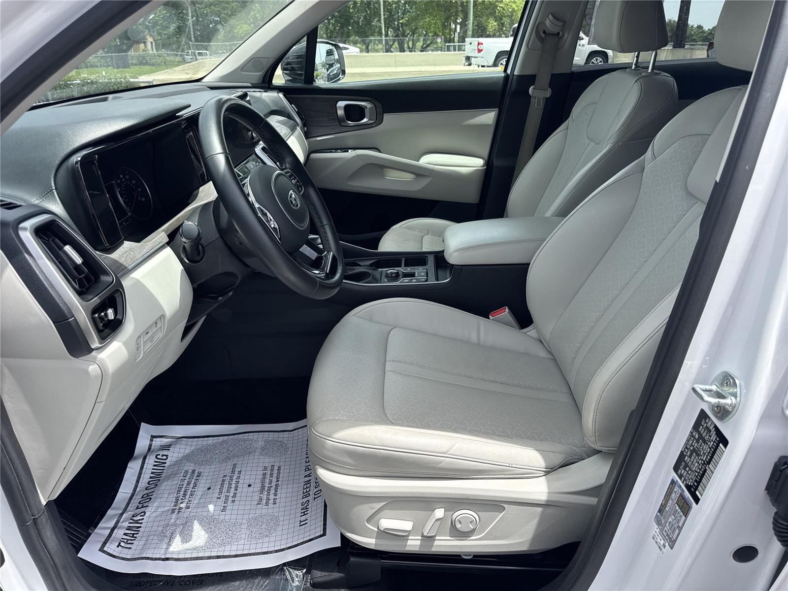 Used 2021 Glacial White Pearl Kia EX image 7