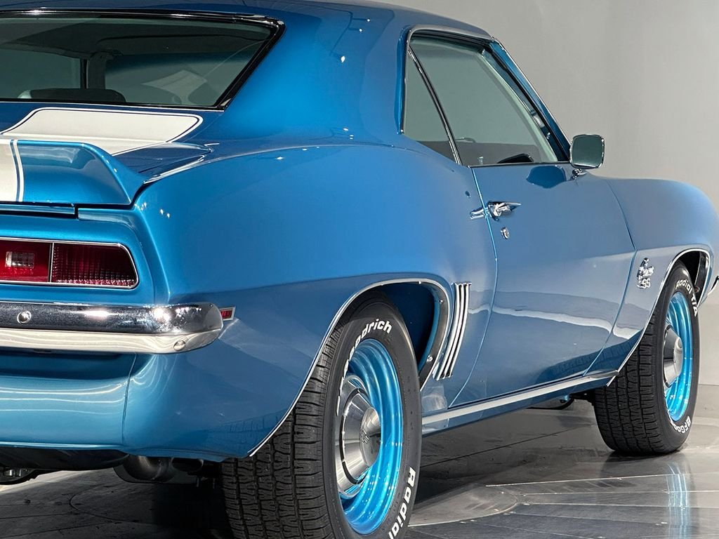 Used 1969 Blue Chevrolet  image 34