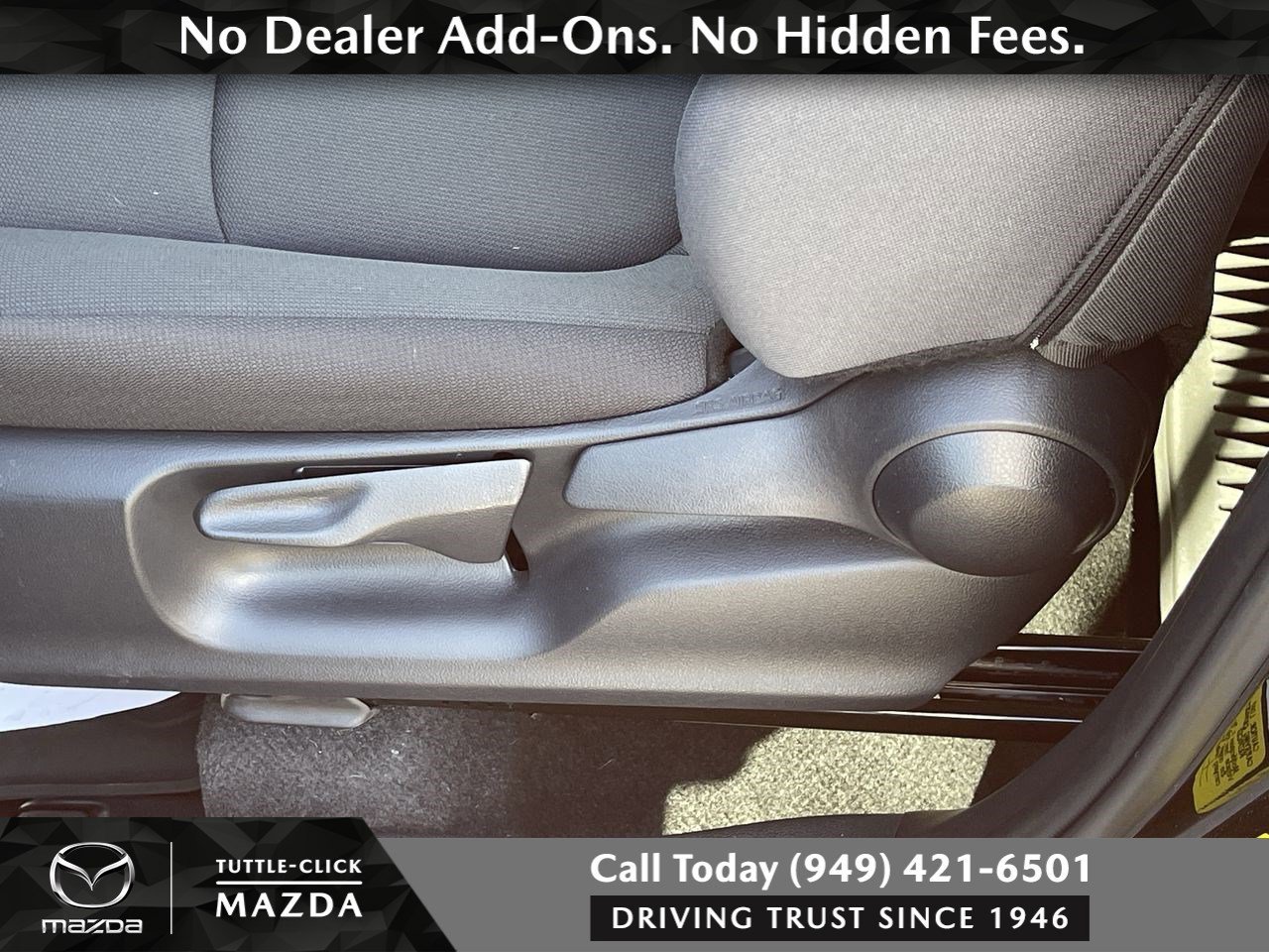 Used 2025 JET BLACK Toyota LE image 22