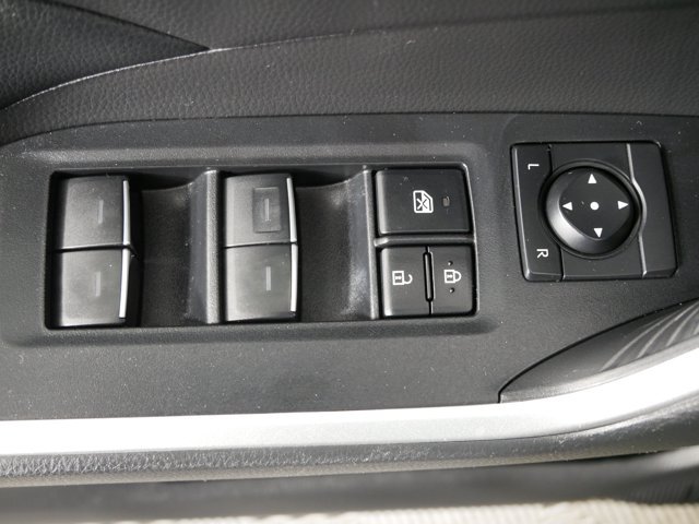 Used 2022 White Toyota XLE w/ Weather Pkg & Convenience Pkg image 27