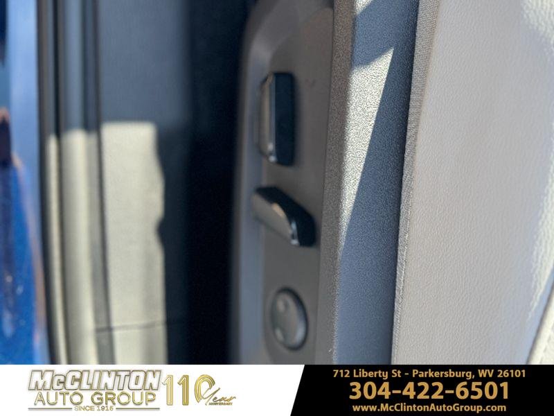 2025 Mitsubishi Outlander SEL - Photo 28