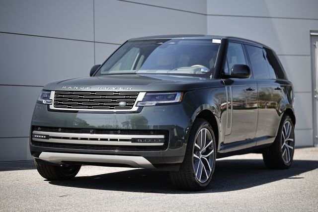 2026 Land Rover Range Rover SE LWB 7-Seats / V8