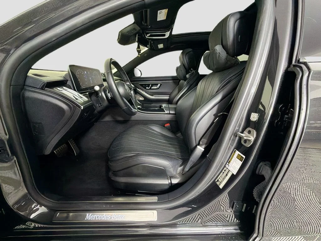 Used 2023 Gray Mercedes-Benz S 500 image 22