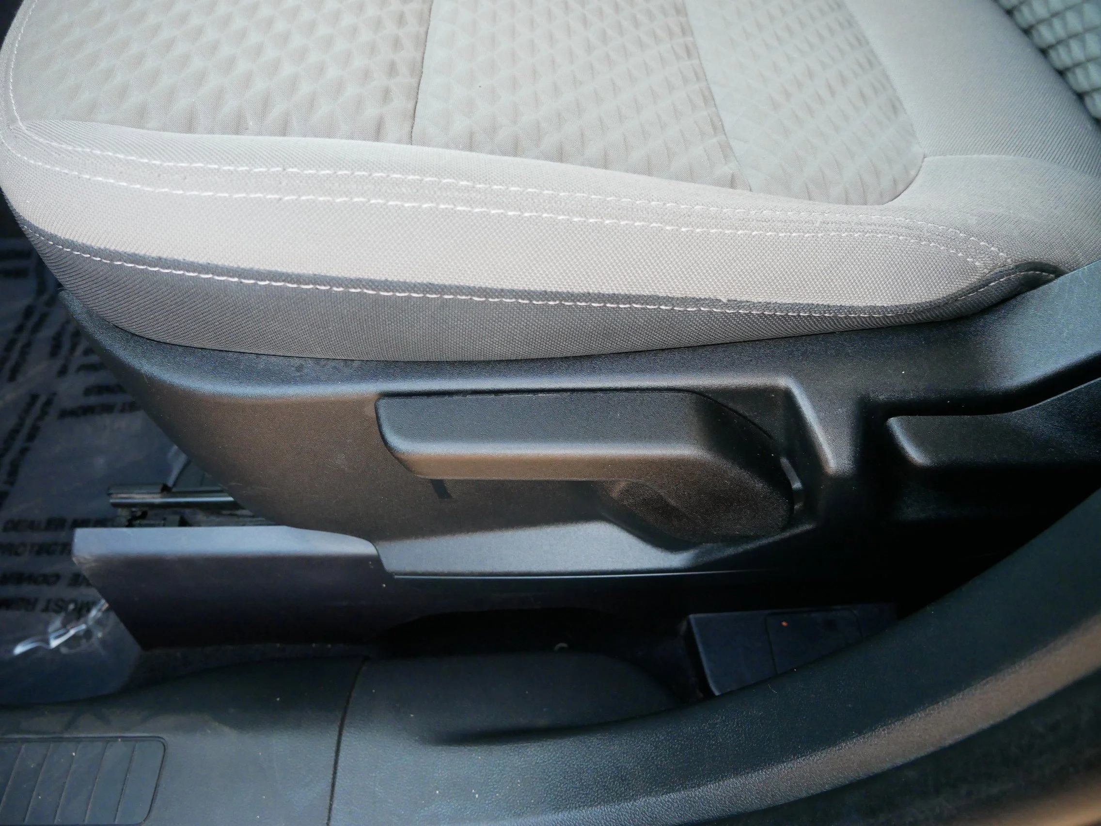 Used 2021 Bronze Fire Ford SE image 19