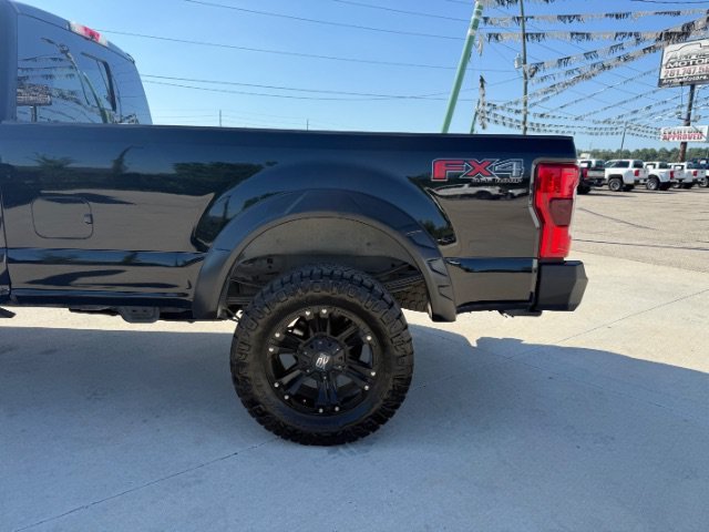 Used 2017 Black Ford Platinum image 12