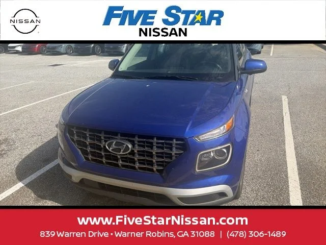 Used 2023 Blue Hyundai Limited image 11