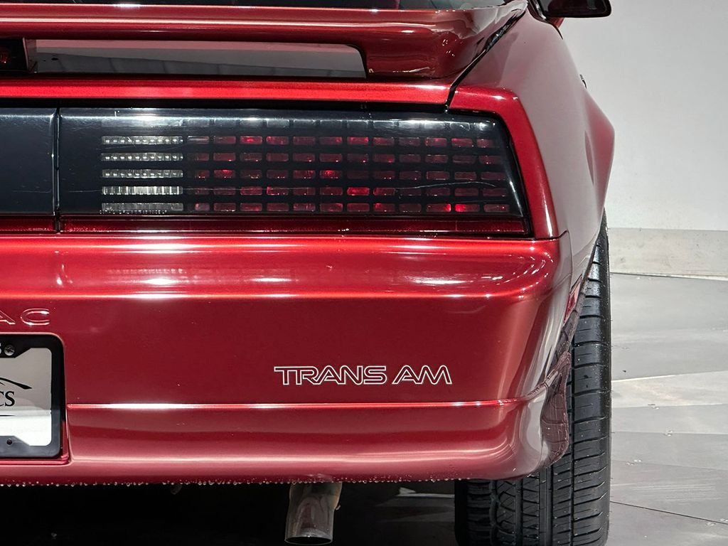 Used 1987 Red Pontiac  image 7