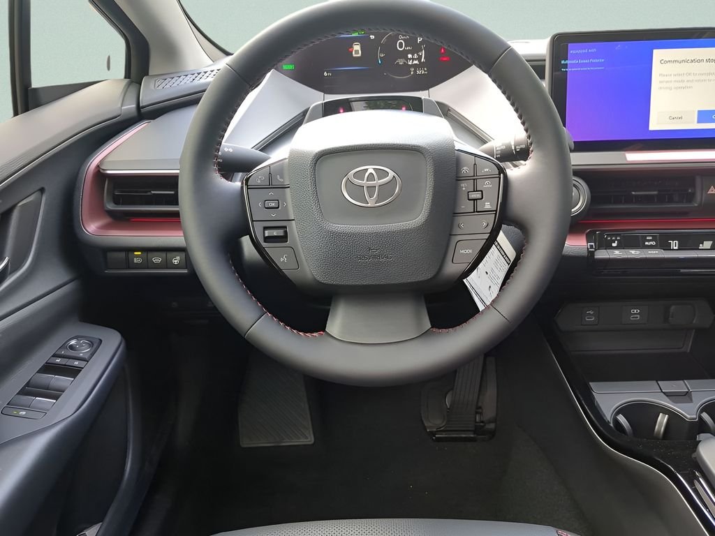 2025 Toyota Prius XSE - Photo 15