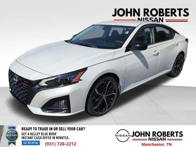 Used 2023 White Nissan 2.5 SR image 3