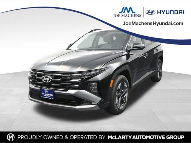 Used 2025 Gray Hyundai SEL Convenience image 4