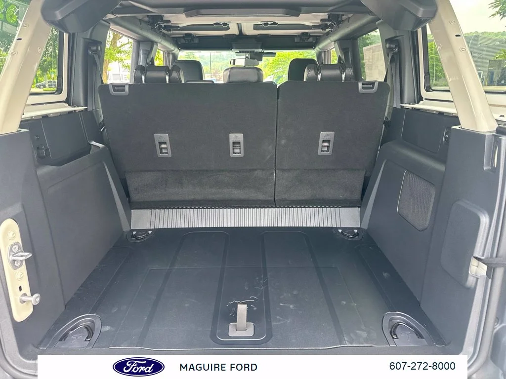 New 2026 Desert Sand Ford Badlands® image 11