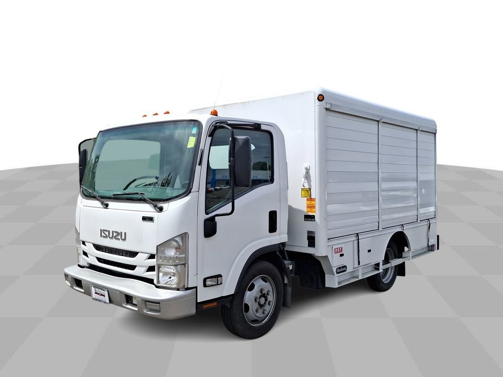 2016 Isuzu NRR's photo