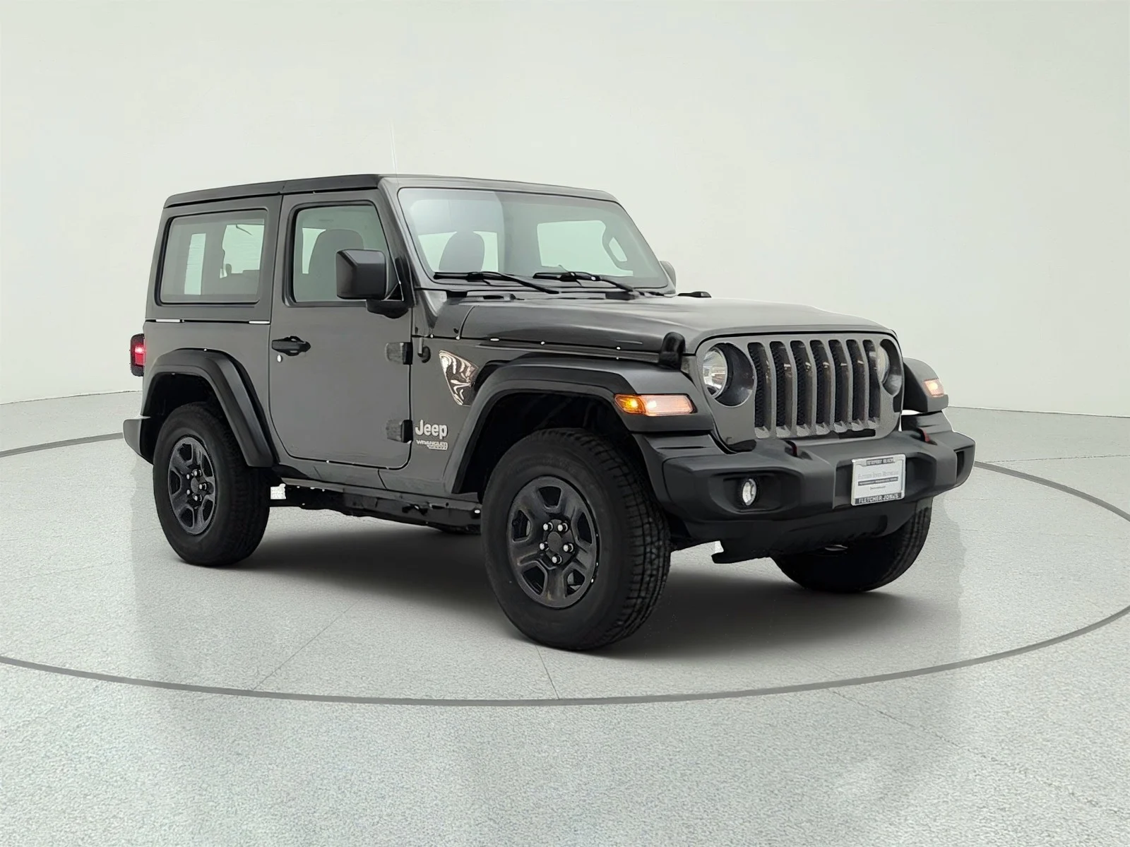 Used 2018 Granite Crystal Metallic Clearcoat Jeep Sport image 3
