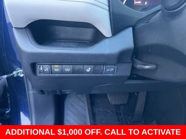 Used 2023  Toyota XLE Premium image 32