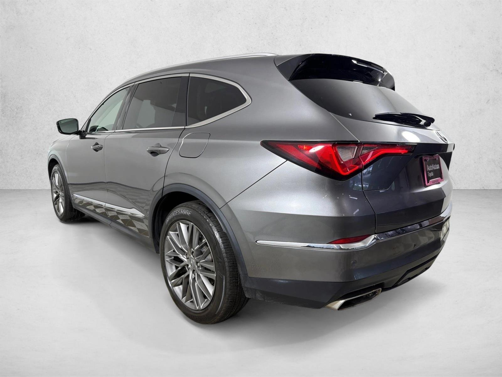 Used 2023 Silver Acura w/Advance Package image 7