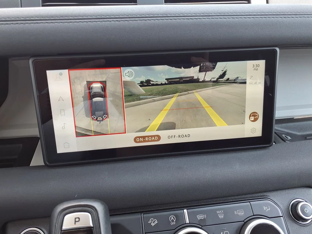 Used 2023 Black Land Rover SE image 31